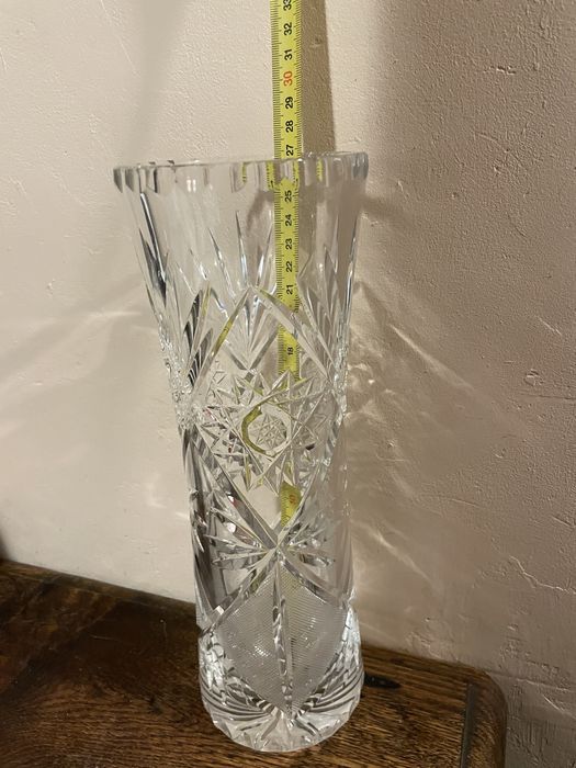 Kryształowy wazon wys. 28 cm