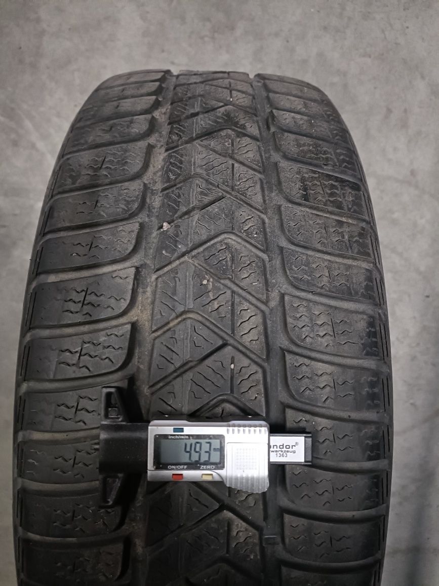 Opona zimowa Pirelli Sottozero 3 225/45R19 96V
