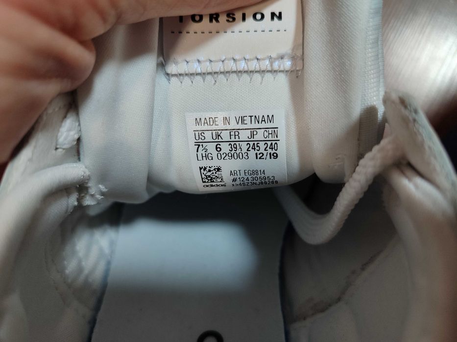 Кроссовки Adidas ZX Torsion W 39р. стелька 25 см.