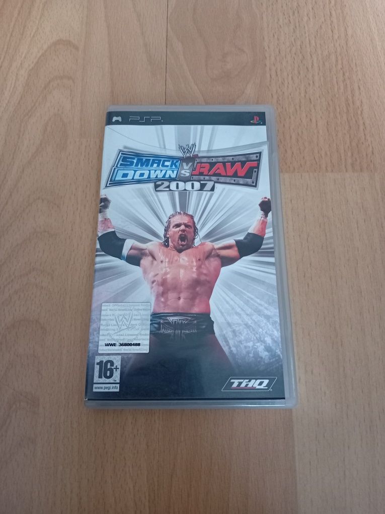 Gra smackdown vs raw 2007 psp