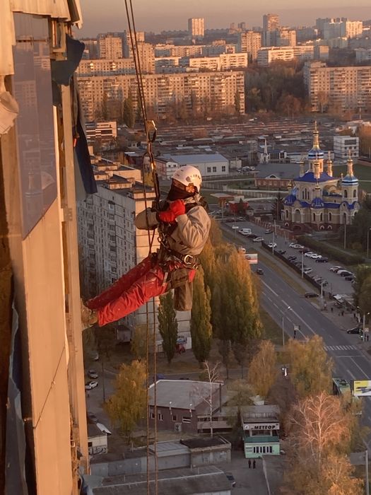 Промышленный альпинист. Высотные работы. Сложные работы.