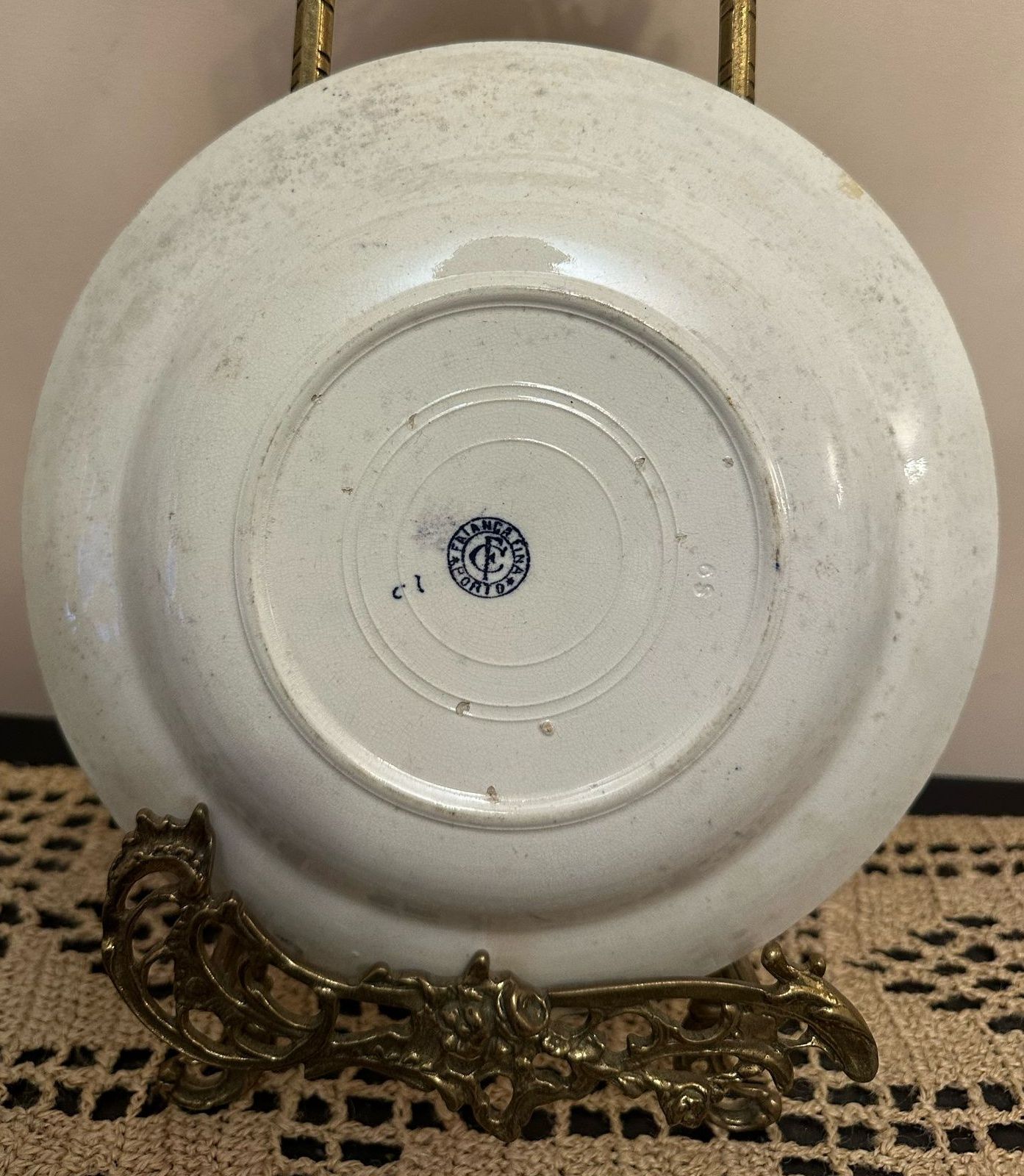 Prato em faiança carvalhinho