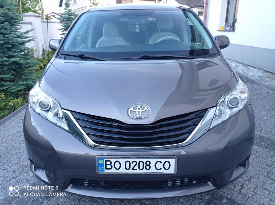 Toyota Sienna 2013 рік, терміново!!!