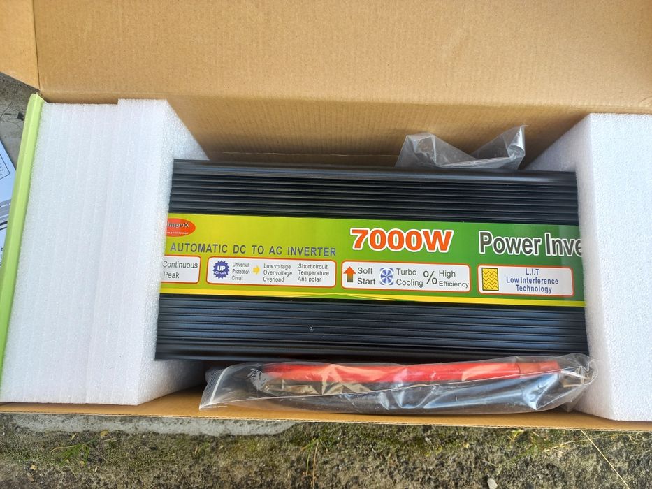 Перетворювач , інвертер напруги 12в-220в