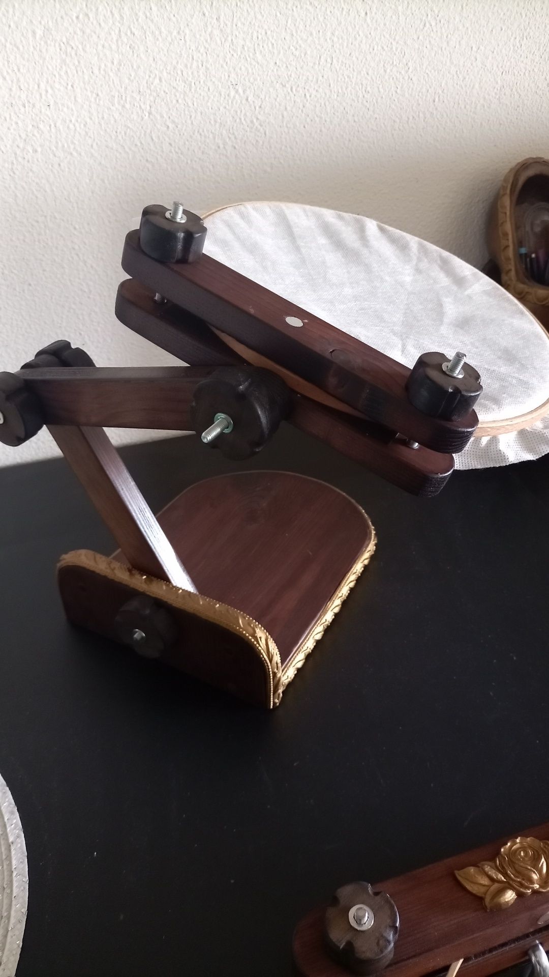Suporte/bastidor para aros de bordar