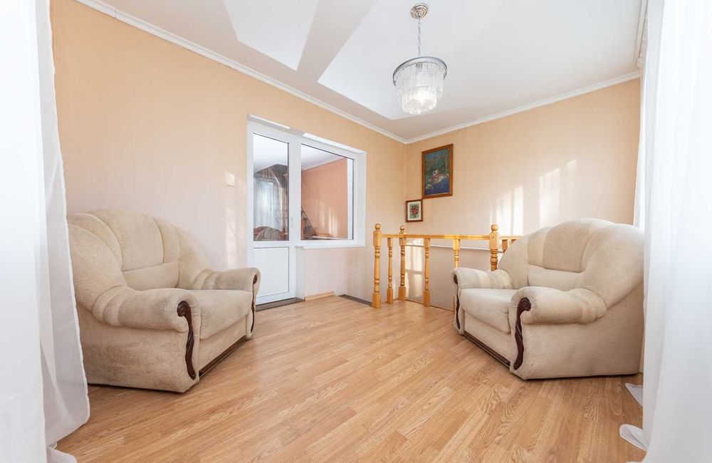 Довгострокова ренда будинку  Осокорки, Нижні Сади