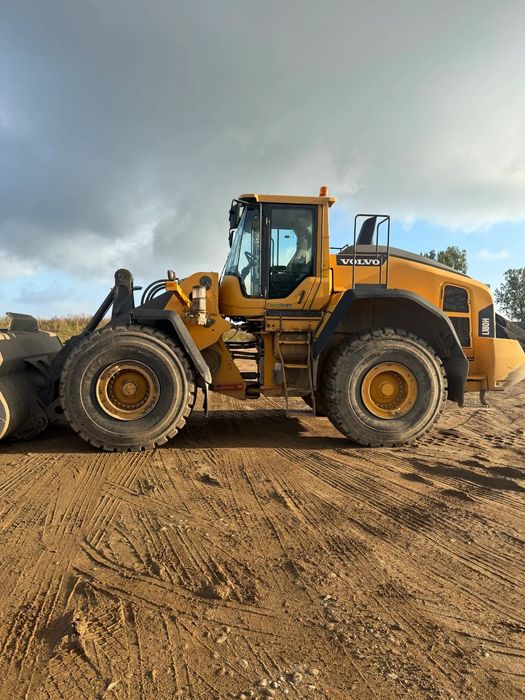 Volvo L180H  Sprzedam ładowarkę Volvo L180H