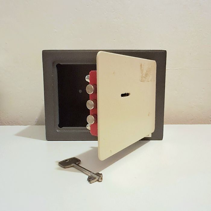 Solidny Sejf Bayersystem domowy Interbox