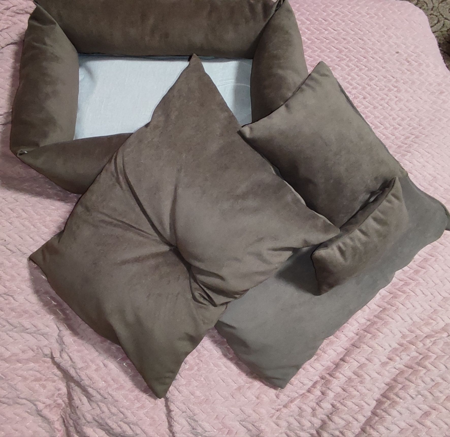 Лежак для котика чи собачки ліжко