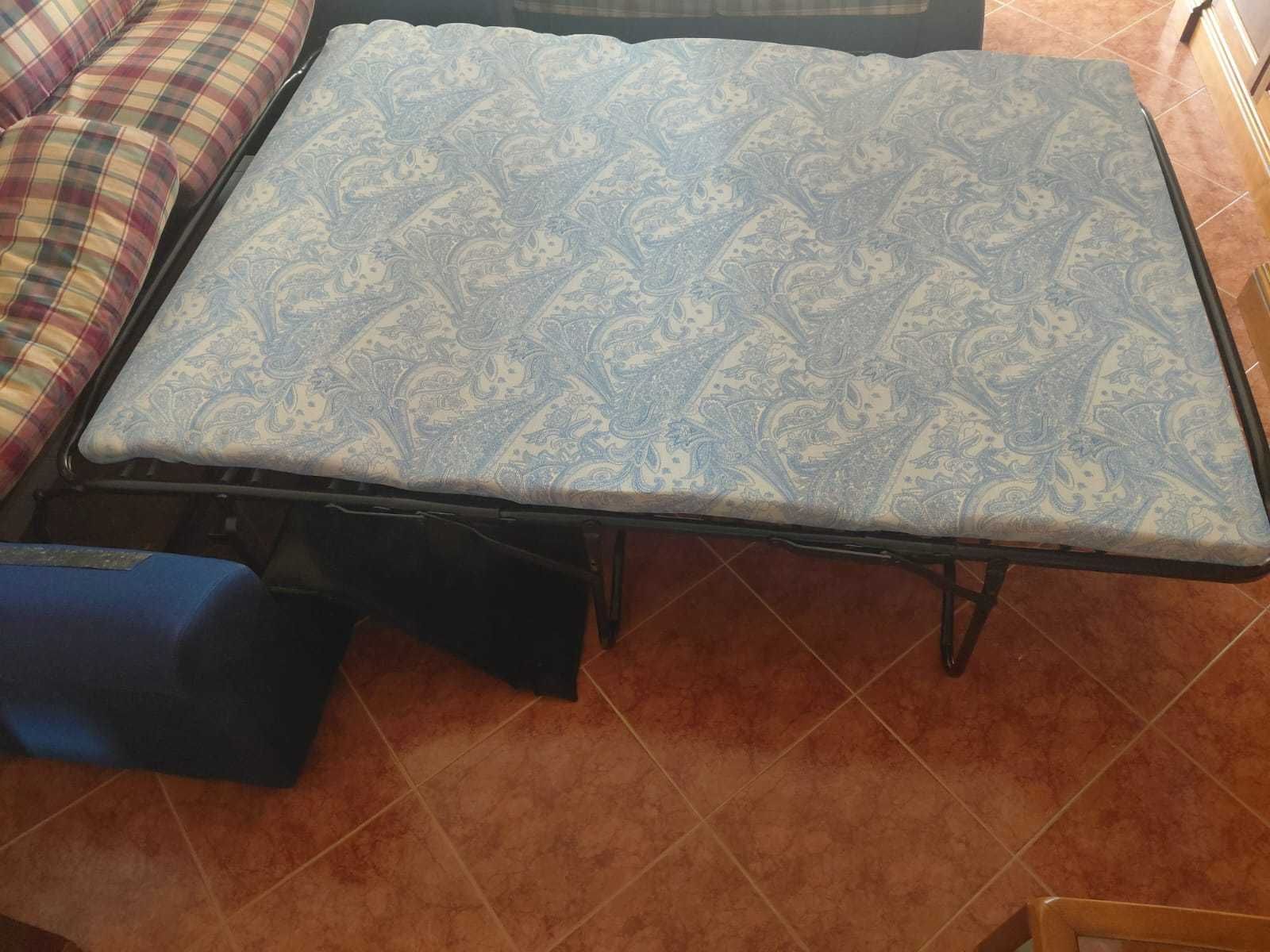 Conjunto de sofás
