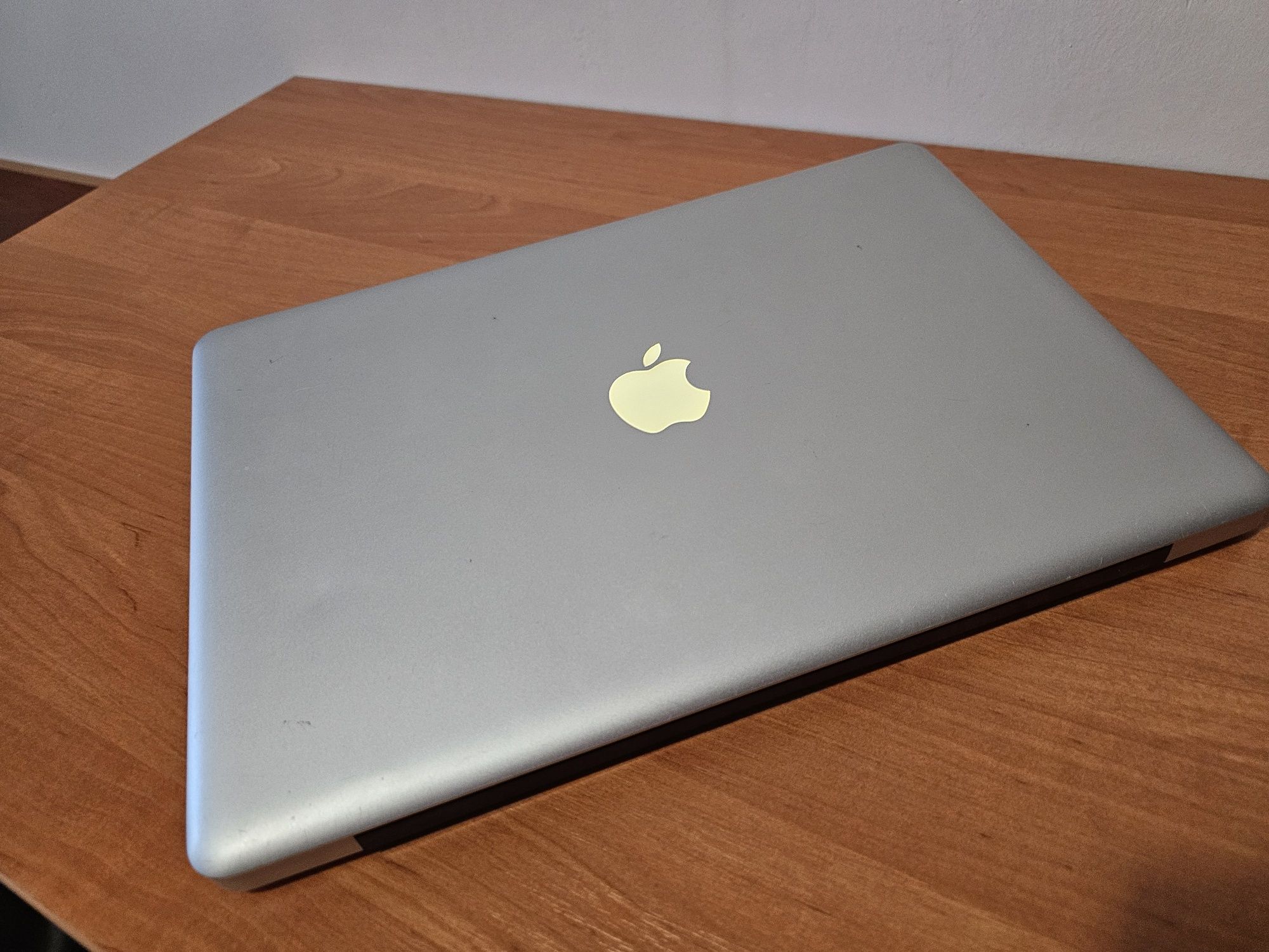 Macbook 15 Pro OS Capitan+Windows 10