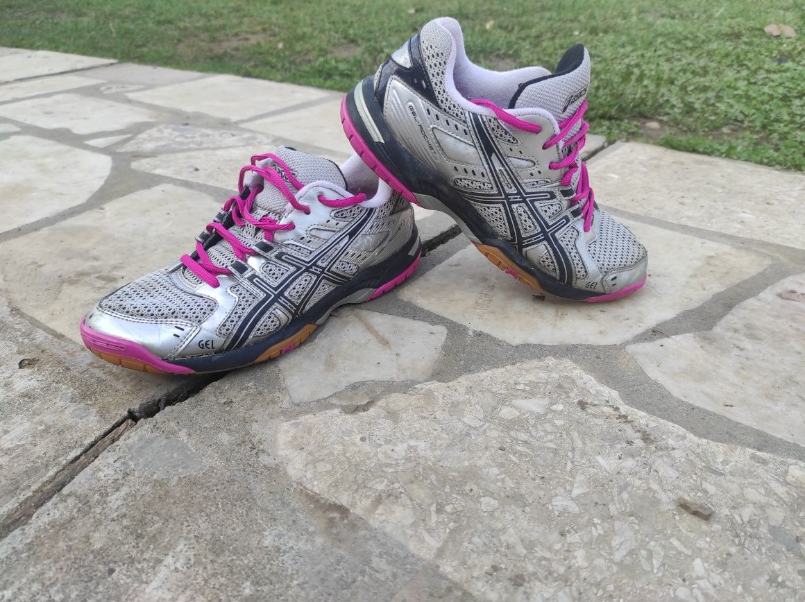 Asics gel rocet 39р