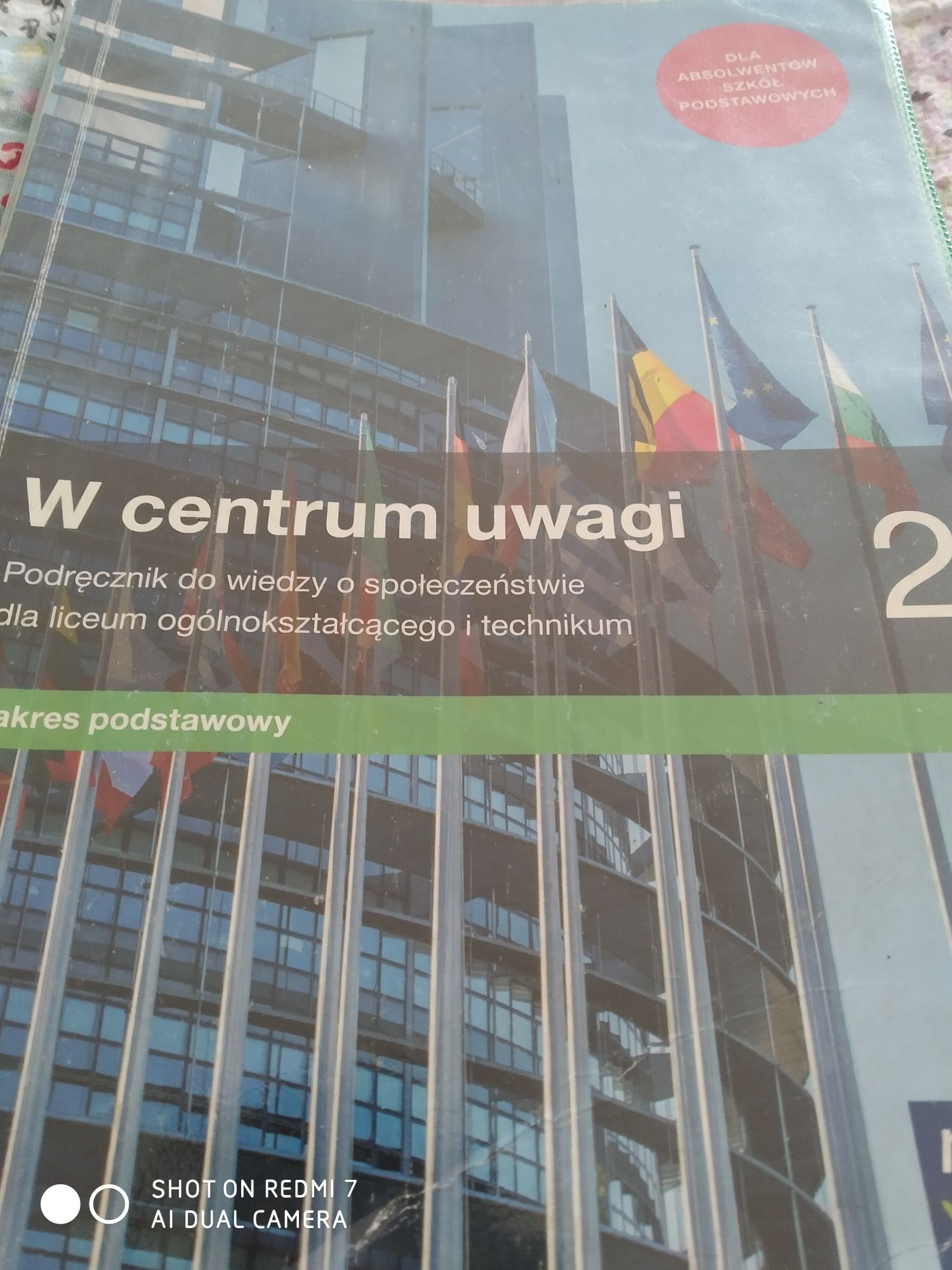 Sprzedam podręcznik do wiedzy o społeczeństwie W centrum uwagi 2 ..