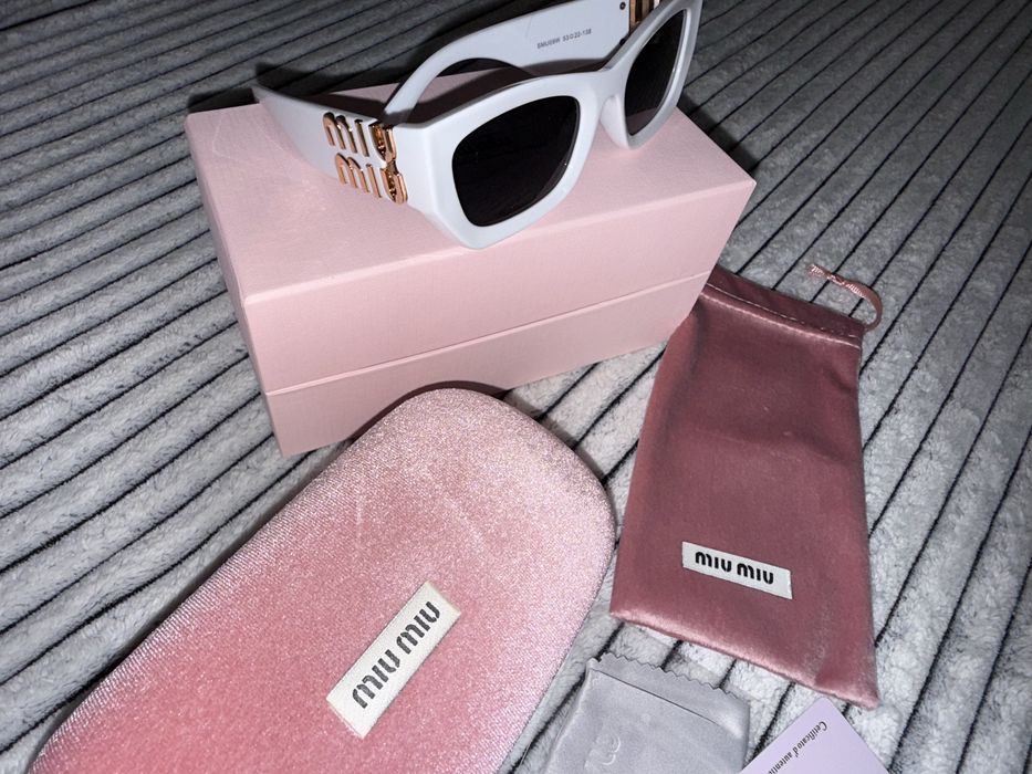 Okulary przeciwsłoneczne Miu Miu