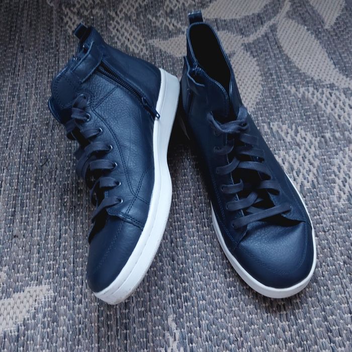 Skechers w rozmiarze 40