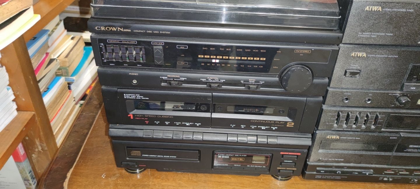 2 Aparelhagems - Aiwa + Crown - Ler anuncio