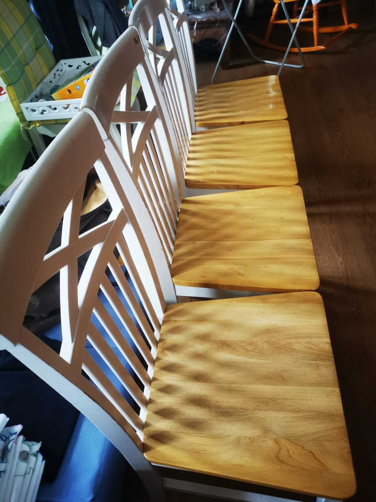 Krzesła drewniane masywne