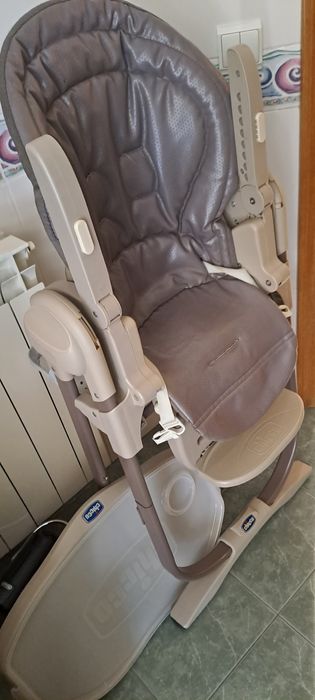 Cadeira de refeições e espreguiçadeira