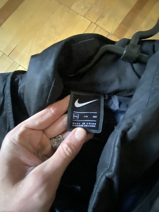 Куртка спортивна Nike