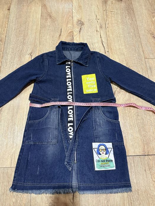 Джинсова сукня з поясом