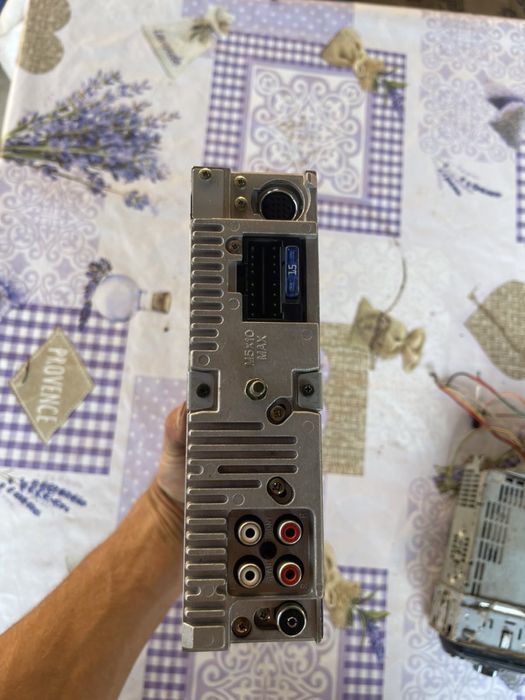 Продаю Aiwa CDC-MP3R Autoradio AUX in MP3 CD