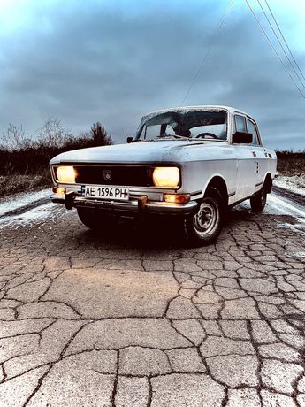 продам moskvich 2140