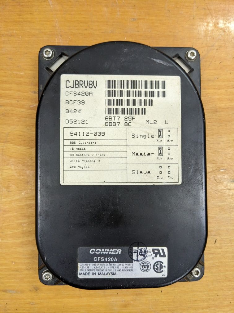 Жорсткий диск Conner CFS420A