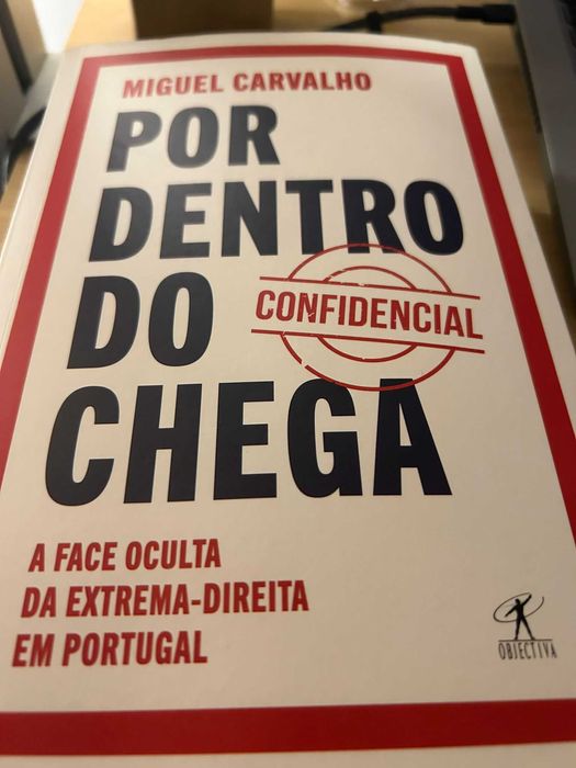Livro " Por Dentro do Chega "