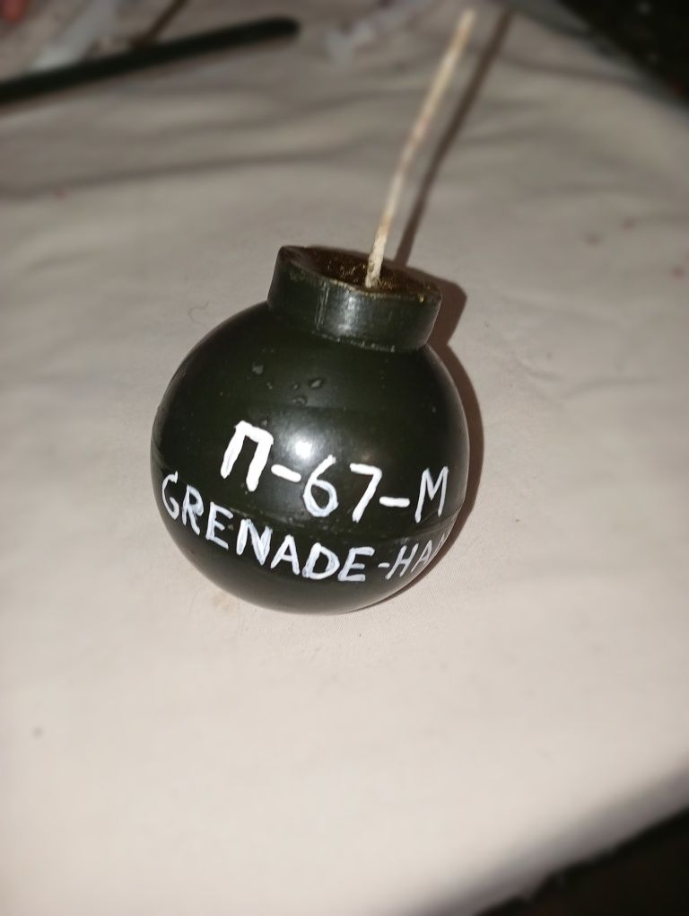 Парафиновая свеча