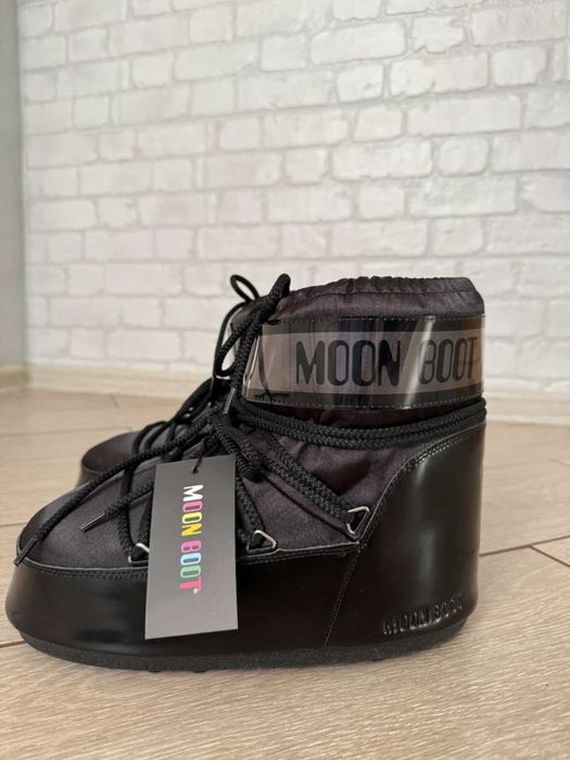 Зимові Чоботи Moon Boot (нові)