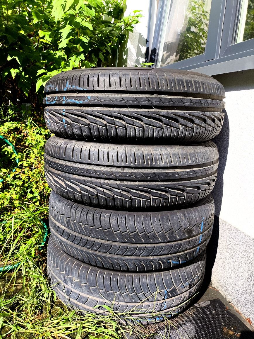 Opony Uniroyal RainExpert 5 195/65/ r15 w świetnym stanie