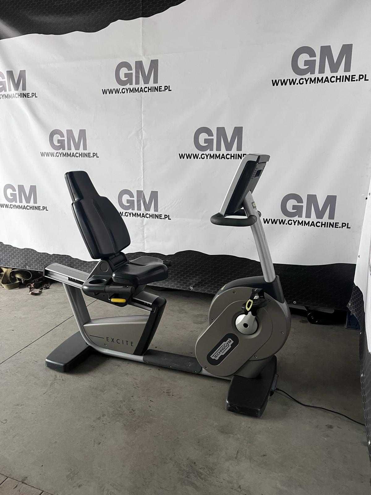 Rower poziomy Technogym New Recline bike 700 TV LCD rowerek treningowy