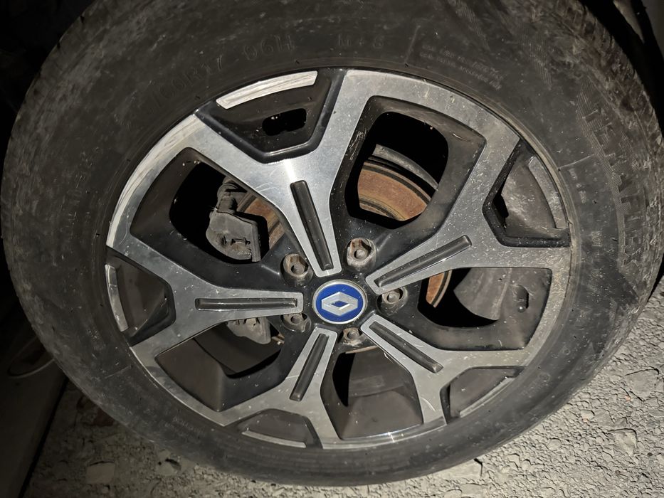 ПРОДАМ ДИСКИ+Шини 215/60/17 Renault Duster. (Дастер)В гарному стані.