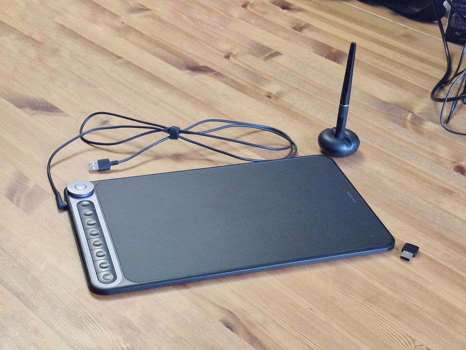 Tablet graficzny huion q620m