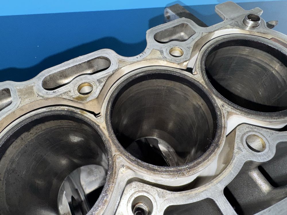 Bloco Peugeot 1.5 HDI YH01