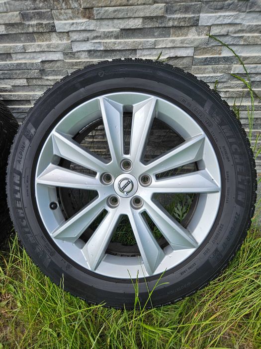 Volvo V60 2019 Koła Alufelgi 225/50R17 225 / 50 R 17