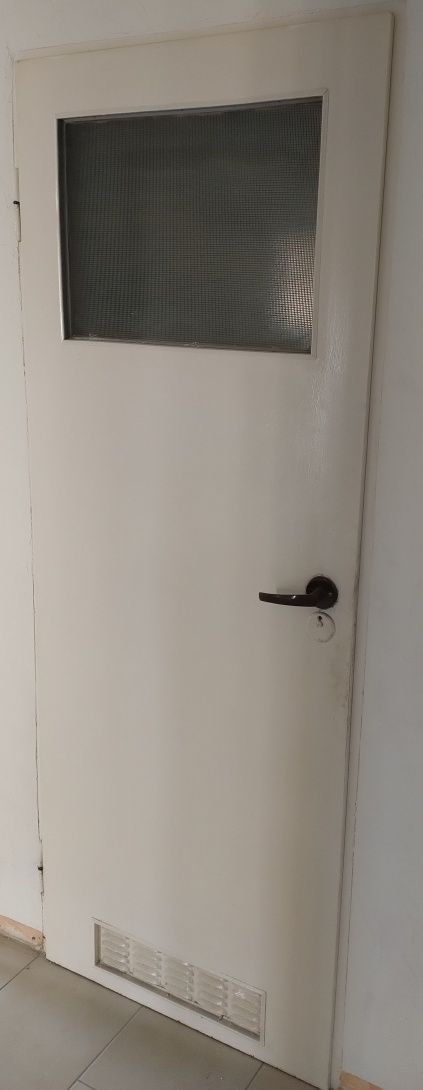 Drzwi wewnętrzne i zewnętrzne oddam za darmo