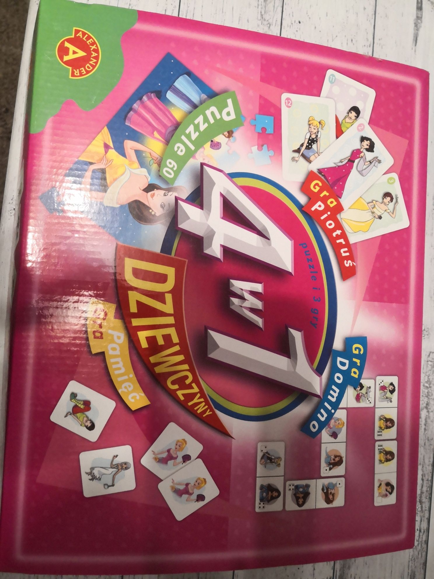 Puzzle i 3 gry Dziewczyny 4w1
