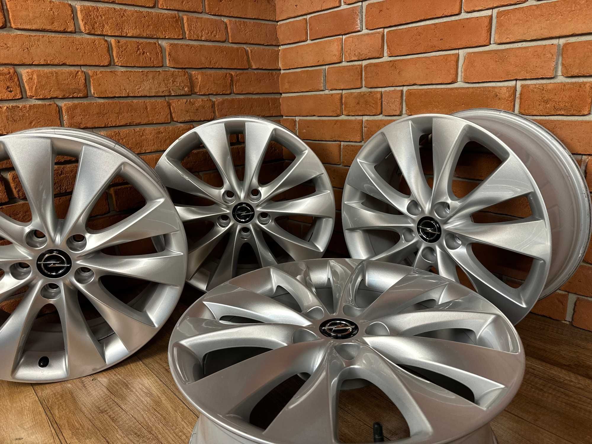 Felgi 18 5x115 Opel ASTRA J (IV) INSIGNIA B ZAFIRA C