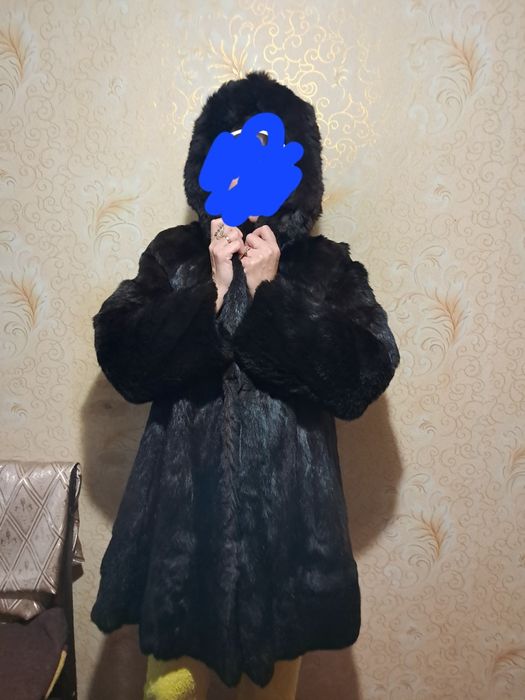Продам шубу з кролика