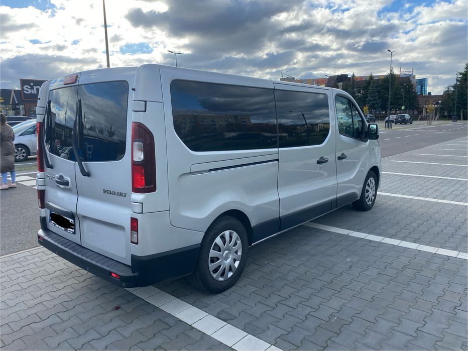 Renault Trafic 3, 9 osobowy