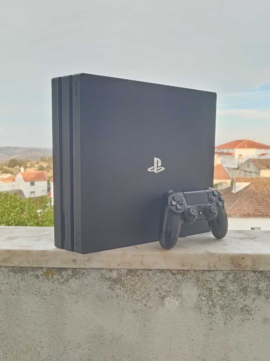 Conjunto PS4+Comando original com capa+3 Jogos