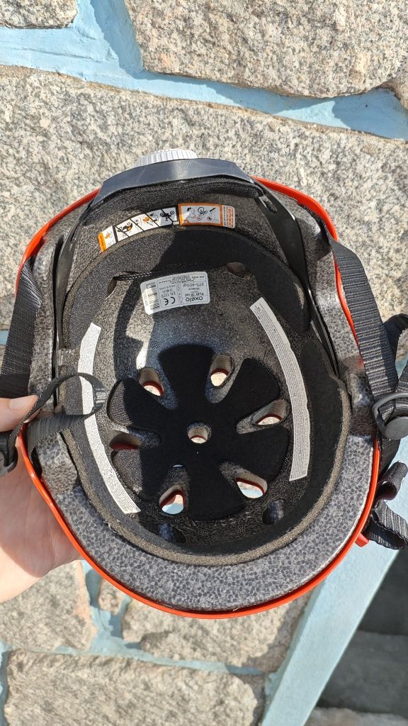 Capacete vermelho