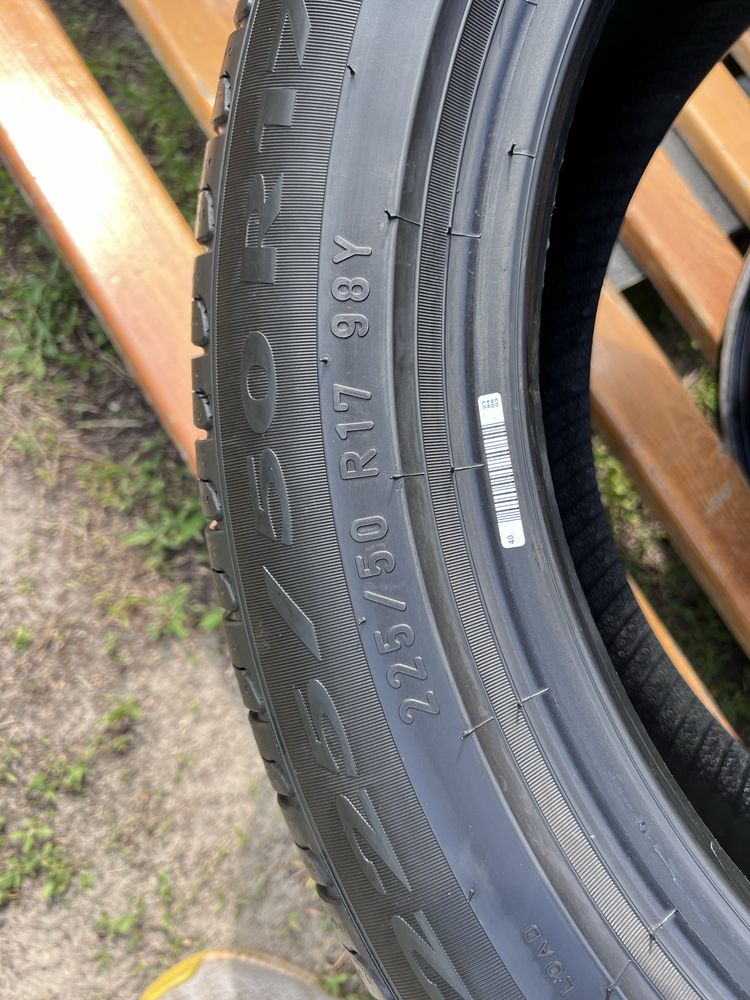 Pirelli 225/50/17 Pirelli Cinturato P7 225/50 R17 98Y Run Flat