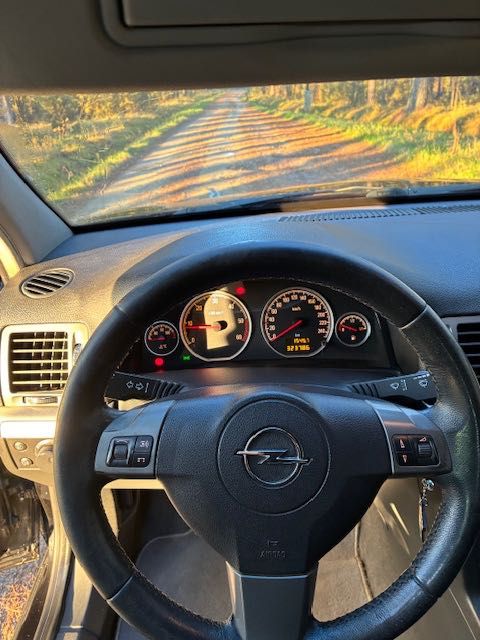 Opel Vectra 1.9CDTI 150KM manual  ZADBANY BEZ DPF EGR