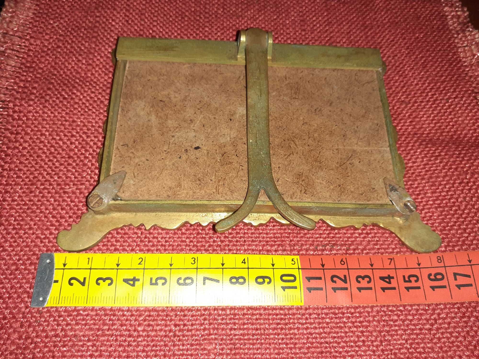 Moldura em Bronze