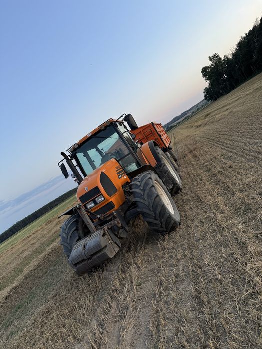 Renault ares 630 RZ NOWE OPONY przod