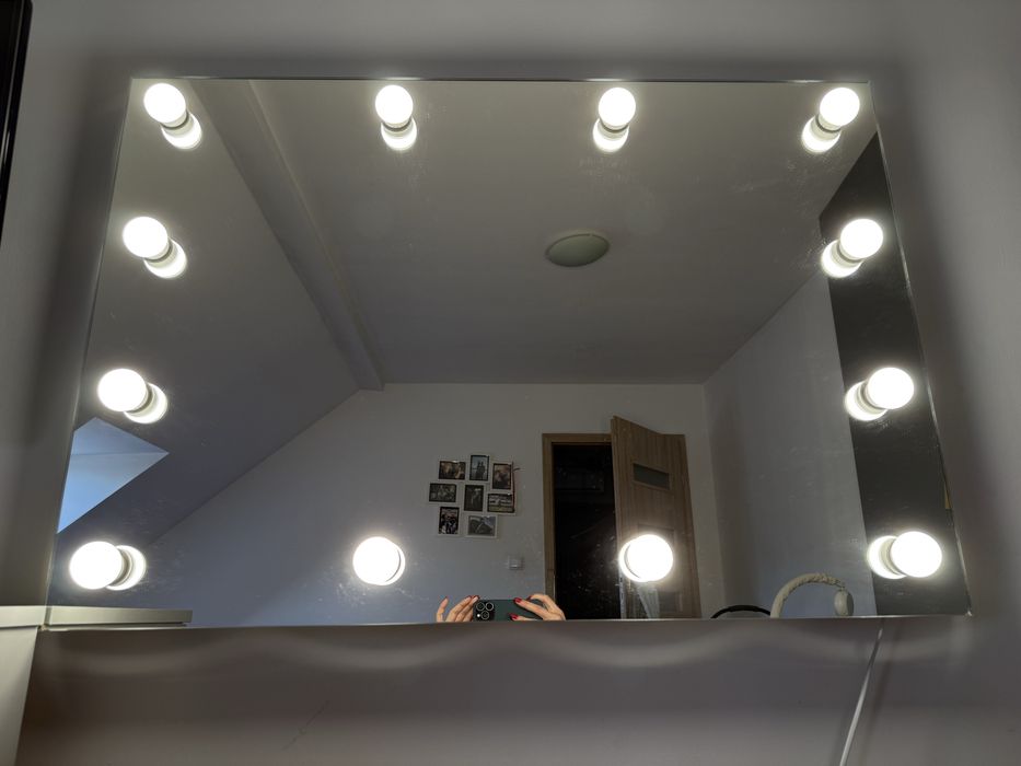 Makijażowe lustro soled