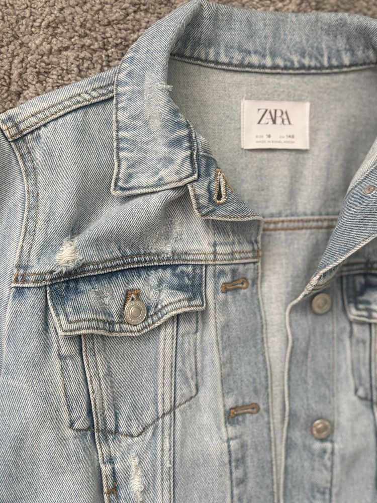 Джинсова куртка Zara на 10 років