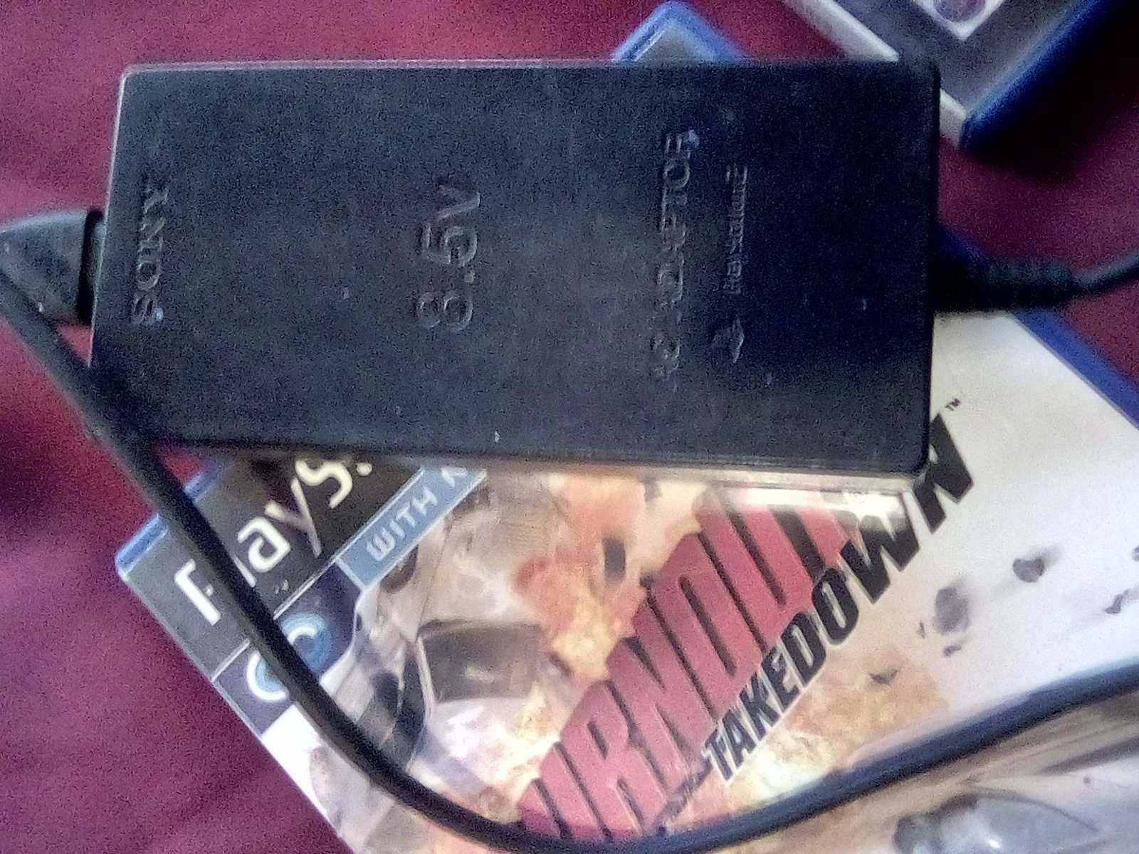 Vendo PlayStation 2 Slim com jogos